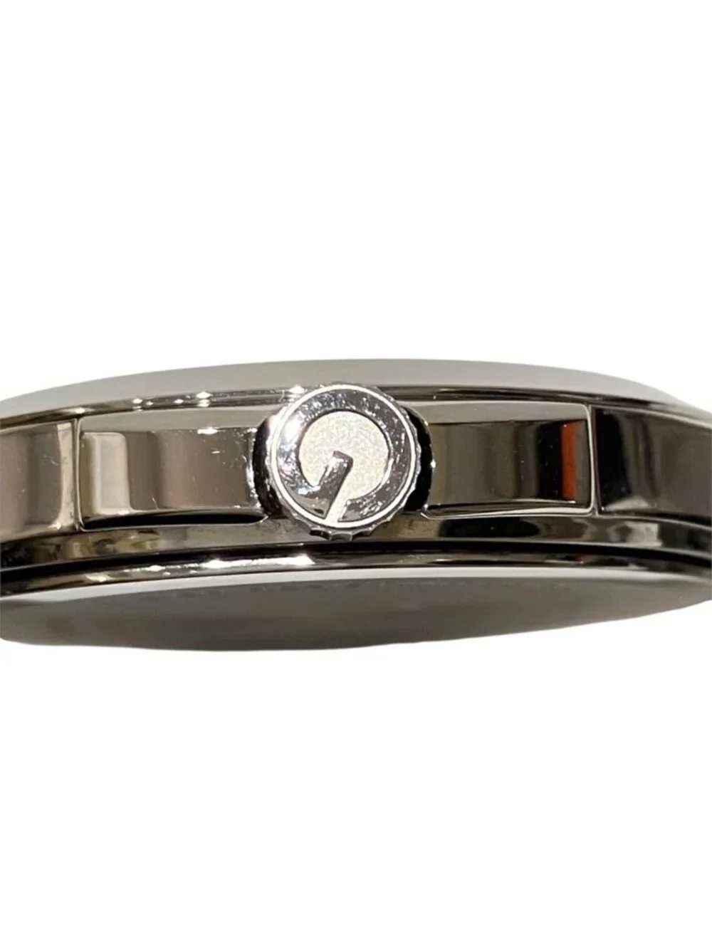 Gucci G-Timeless Watch SS Quartz Black Dial 126.4